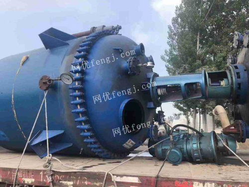 山東濟(jì)南二手化工設(shè)備回收與制造 聚焦搪瓷反應(yīng)釜、電加熱盤管與機(jī)械密封反應(yīng)釜